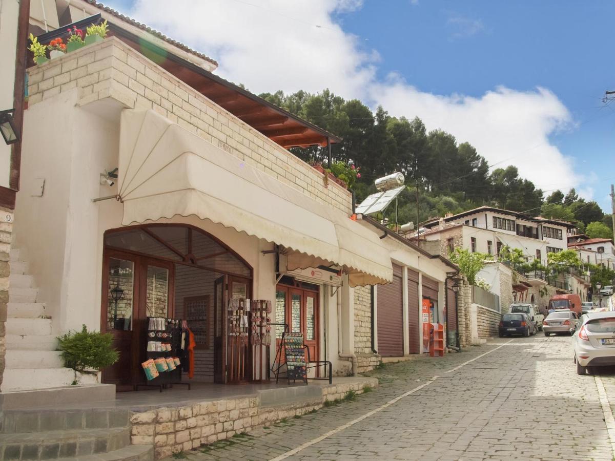 Villa Mishel 培拉特 外观 照片